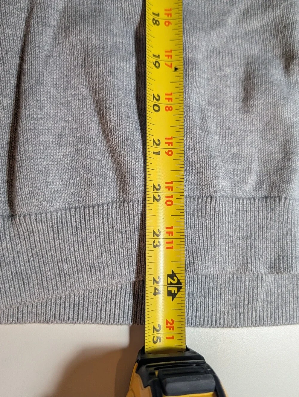 Old Navy Light Gray Boys 14/16 Crewneck Sweater NWT